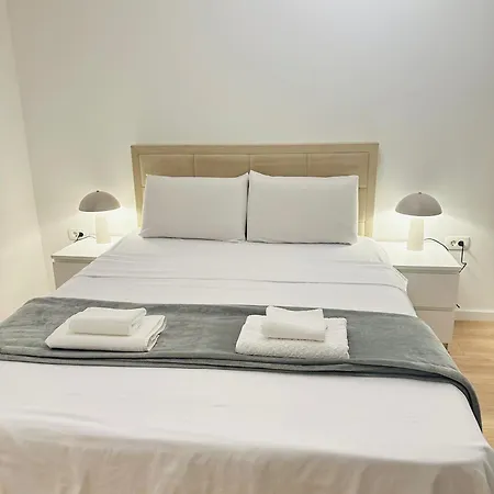 Regina's Modern Two-bedroom In Center Apartment Skopje