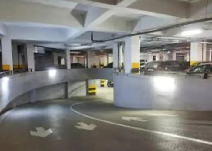 Regina's Modern Two-bedroom In Center Appartement *